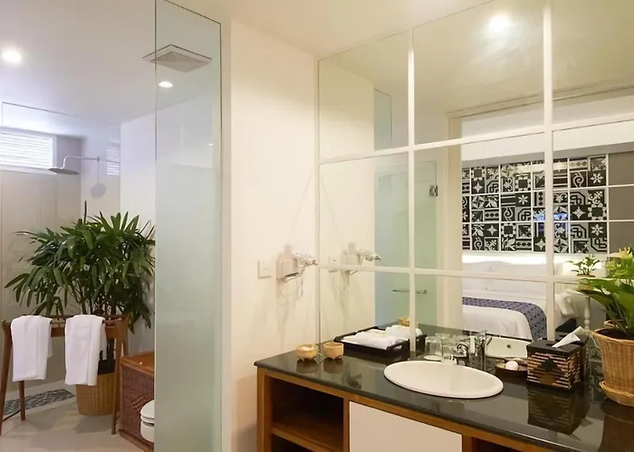 The Kanjeng 酒店 サヌール